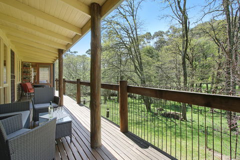 Until - Accommodation Gold Coast 0