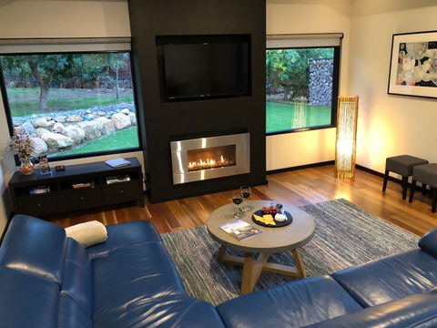 WA HomeStay - Accommodation Gold Coast 2