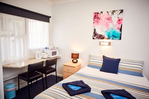 Wattle Grove Motel And Villa - Accommodation Gold Coast 2