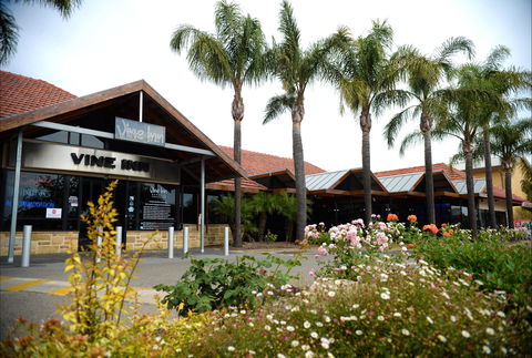 Barossa Vine Inn - Gold Coast 4U 2