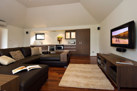 Chandeliers On Abbey - Gold Coast 4U 0