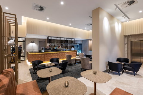 Deco Hotel Canberra - Accommodation Gold Coast 4