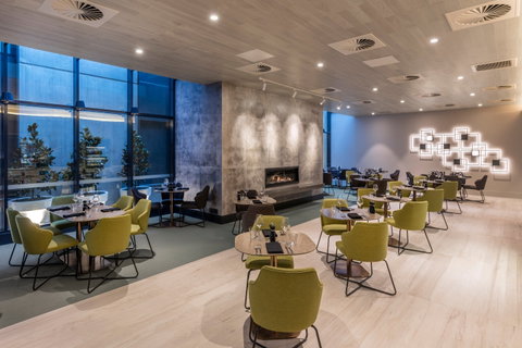 Deco Hotel Canberra - Accommodation Gold Coast 5