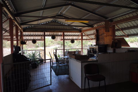 EARE Wallaby Beach Workers Camp - Gold Coast 4U 0