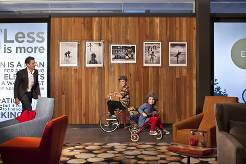 East Hotel + Apartments - Accommodation Gold Coast 3