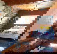 Frangi Breezes Bed and Breakfast - Accommodation Gold Coast