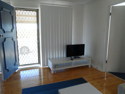 Hardwicke Beach House - Accommodation Gold Coast 3