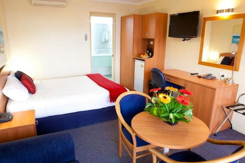Karinga Motel, SureStay Hotel By Best Western - Accommodation Gold Coast 5