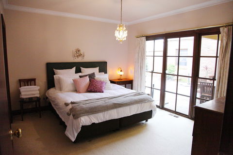 Kardella Country Homestead - Accommodation Gold Coast 2