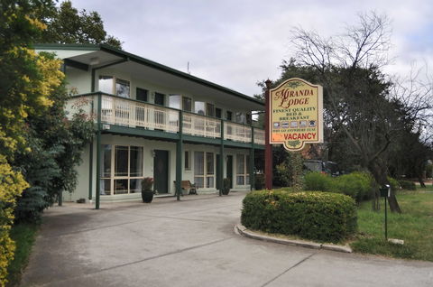 Miranda Lodge - Accommodation Gold Coast 1