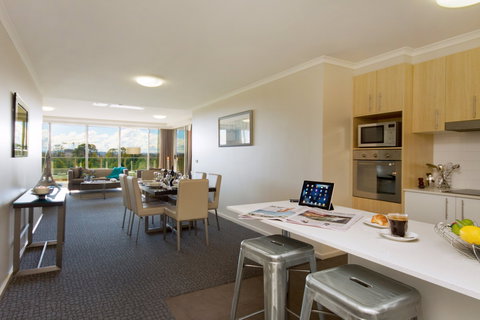 Pacific Suites Canberra - Accommodation Gold Coast 4