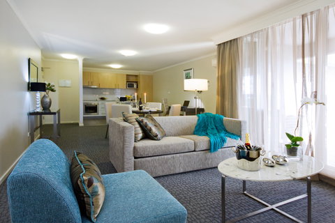 Pacific Suites Canberra - Accommodation Gold Coast 5