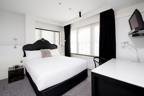 Peppers Gallery Hotel - 1 Gold Coast 2