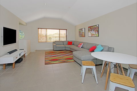 Seaside Royale - Accommodation Gold Coast 1