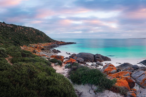 Stenhouse Bay Hall - Accommodation Gold Coast 0