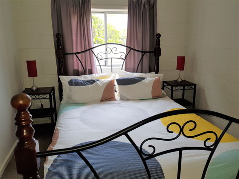 Sunset Sippers - Accommodation Gold Coast 5