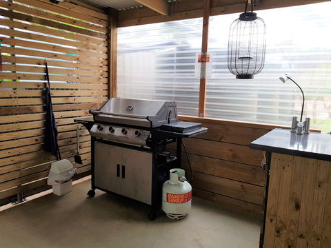 Sunset Sippers - Accommodation Gold Coast 7