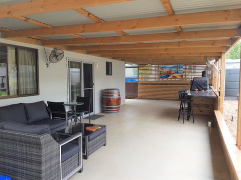 Sunset Sippers - Accommodation Gold Coast 8