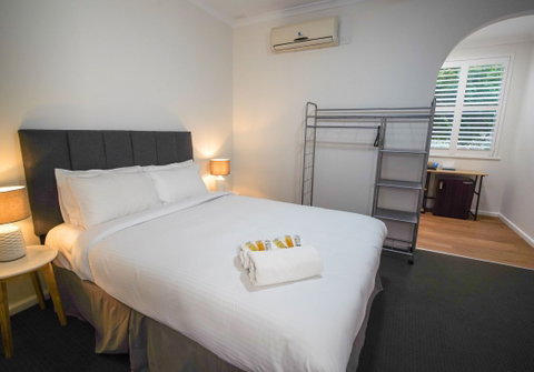 The Platypus Accommodation And Cafe - Accommodation Gold Coast 8