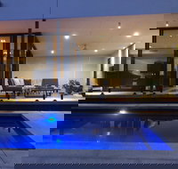 The Sinatra Mulwala - Accommodation Gold Coast