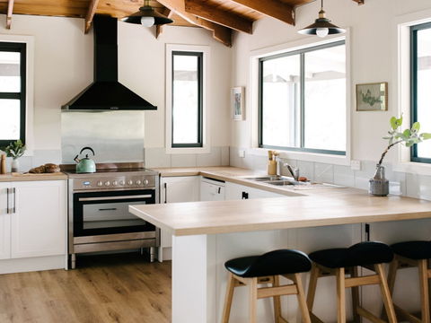 The Ridge House - Accommodation Gold Coast 2