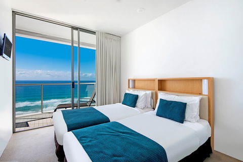 ULTIQA Air On Broadbeach - Accommodation Gold Coast 8