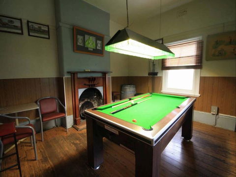 Victoria Hotel: Moonan Flat - Accommodation Gold Coast 1