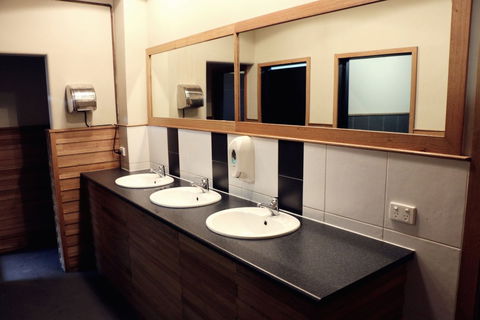 All Nations Hostel Melbourne - Accommodation Gold Coast 2