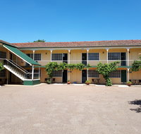 Bradman Motor Inn - Accommodation Gold Coast