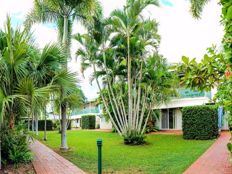 Cable Beachside Villas - Gold Coast 4U 0