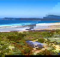 Cloudy Bay Beach House - Accommodation Gold Coast