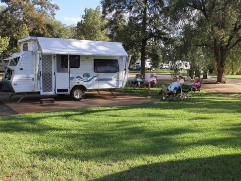Cobar Caravan Park - Gold Coast 4U 0