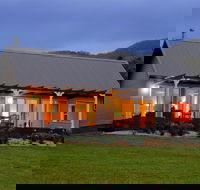 Crystal Creek Meadows Luxury Cottages and Spa Retreat - Gold Coast 4U