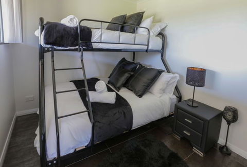 Harmans Lodge - Accommodation Gold Coast 2