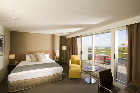 Hotel Urban St Leonards - Accommodation Gold Coast 2