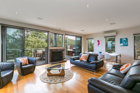 L'Vista Lorne - Accommodation Gold Coast 0