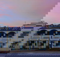 Meningie Hotel - Gold Coast 4U
