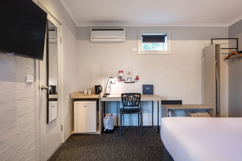 Nightcap At Colyton Hotel - Accommodation Gold Coast 1