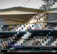 Page Drive Blanchetown  -River Shack Rentals - Accommodation Gold Coast