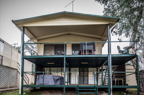 Page Drive Blanchetown  -River Shack Rentals - Accommodation Gold Coast 0