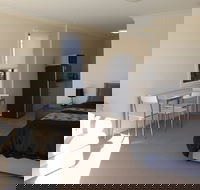 Poley Cow Studio - Accommodation Gold Coast