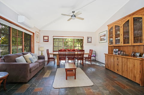 Porepunkah Elms - Accommodation Gold Coast 0
