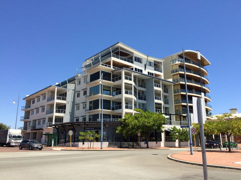 Rockingham Apartments - Accommodation Gold Coast 0