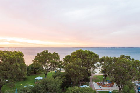 Rockingham Apartments - Accommodation Gold Coast 1