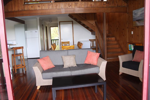 Salty Towers - Accommodation Gold Coast 1