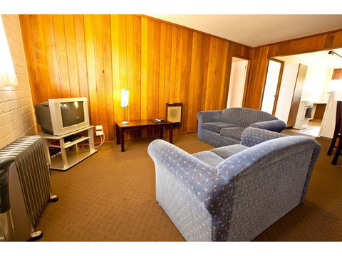 Snowy Mountains Resort - Accommodation Gold Coast 1