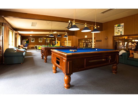 Snowy Mountains Resort - Accommodation Gold Coast 2
