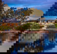 Stonewell Cottages and Vineyards - Accommodation Gold Coast