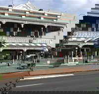 Thunderbolt Inn aka The Bottom Pub - Accommodation Gold Coast