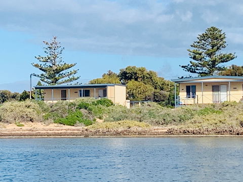 Venus Bay Beachfront Tourist Park - Accommodation Gold Coast 2